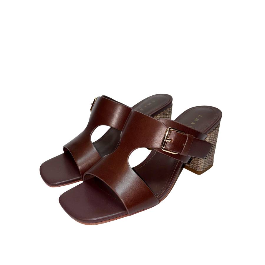Emanuelle Vee 203 11 P146 Sandal