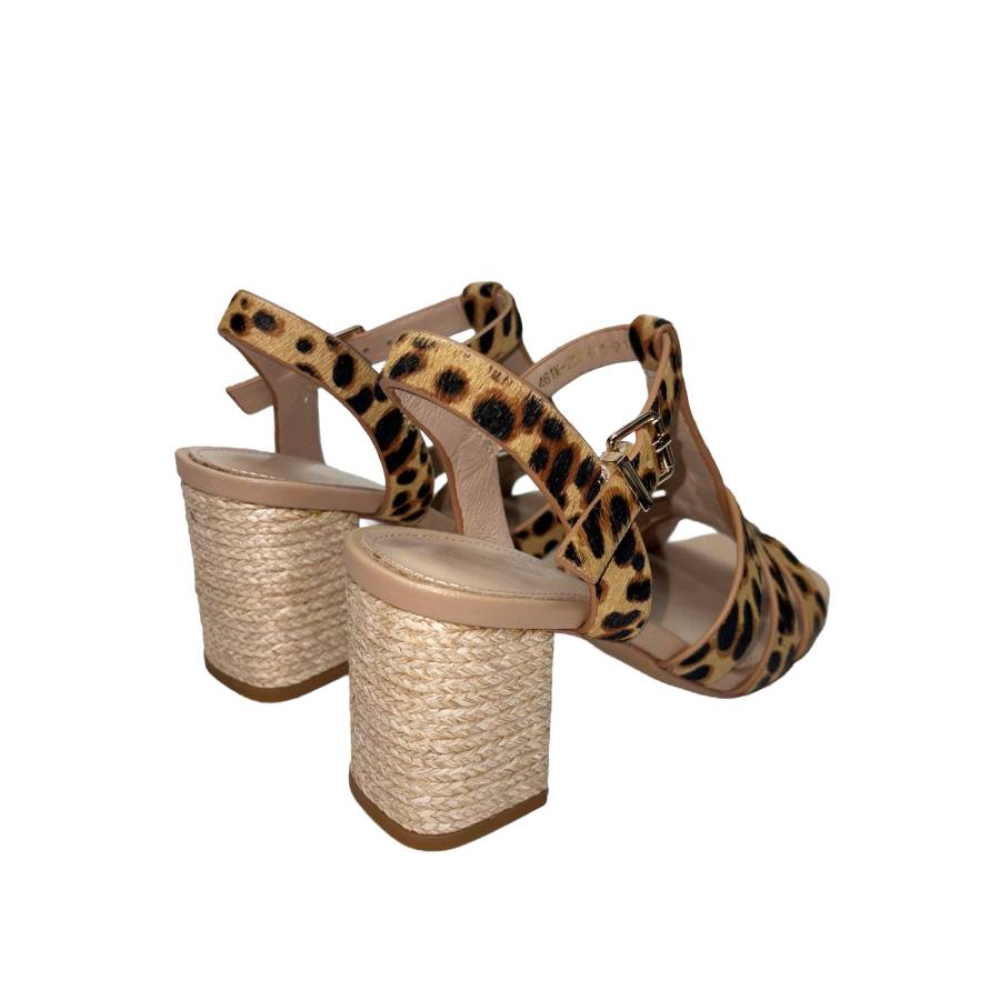 Emanuelle Vee 203 11 P177 Sandal