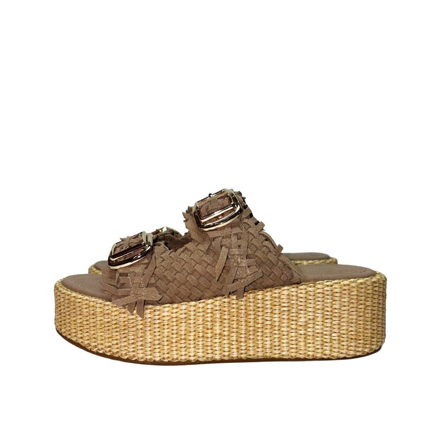 Emanuelle Vee 202 16 P011 Wedge