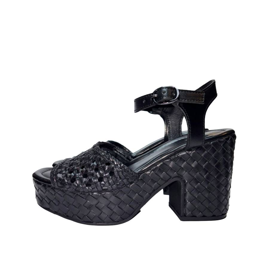 Exe' Born 2522 Sandal