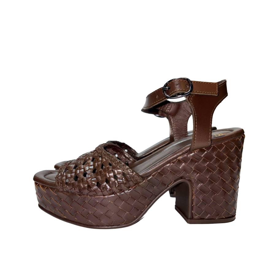 Exe' Born 2522 Sandal