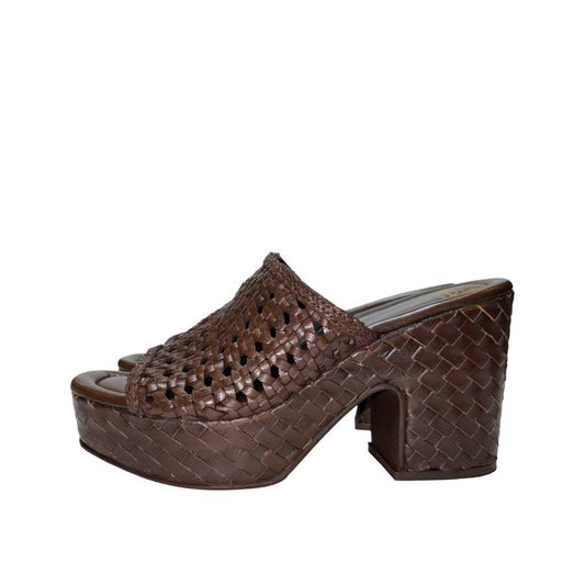 Exe' Born 2513 Sandal