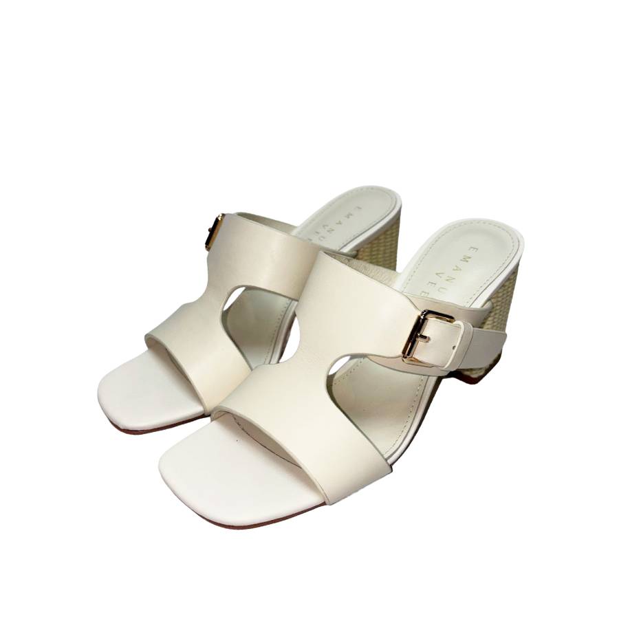 Emanuelle Vee 203 11 P146 Sandal
