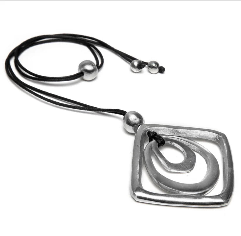 Vestopazzo Al04256 Pendente