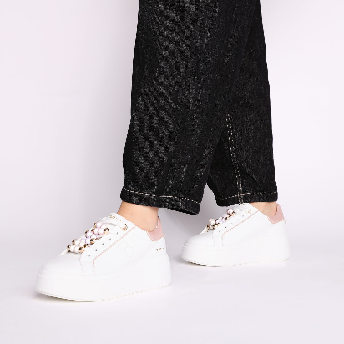Tosca Blu Ss2603 S023 Sneaker
