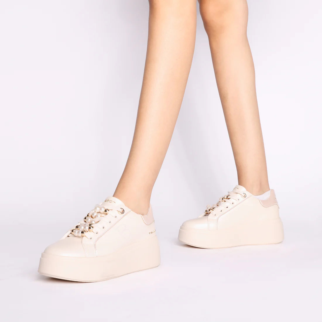Tosca Blu Ss2603 S023 Sneaker